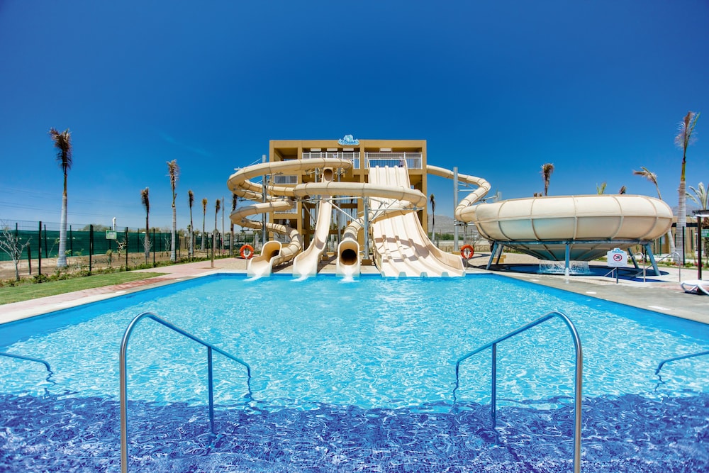 5 Fantastic Resorts With Water Parks in Los Cabos - Trusted Agent to ...